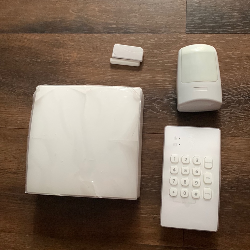 Frontpoint Starter Pack